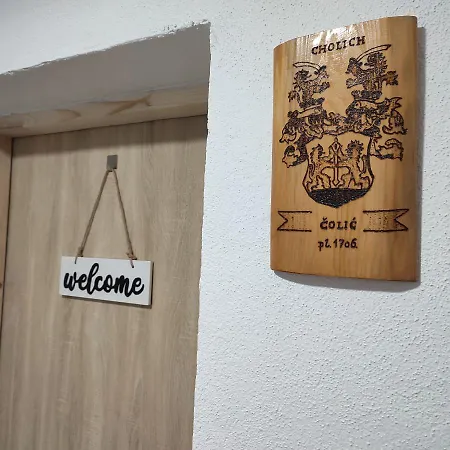 Apartment Colic