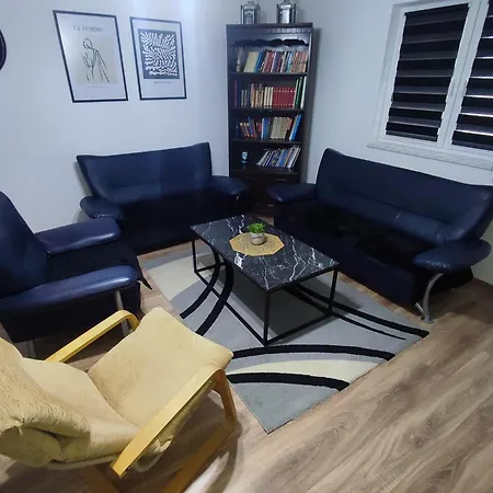 Apartment Colic *