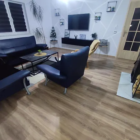Colic Apartment *